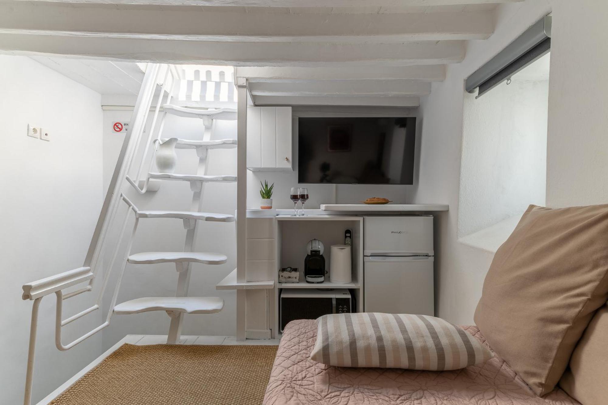 Elpis Mykonos Apartments - Mykonos Town Delos Port ภายนอก รูปภาพ